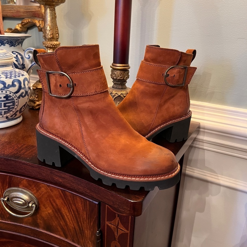 EUC Paul Green Cimarron Nubuck Boots Booties Cognac Brown Size 4 or US 6.5